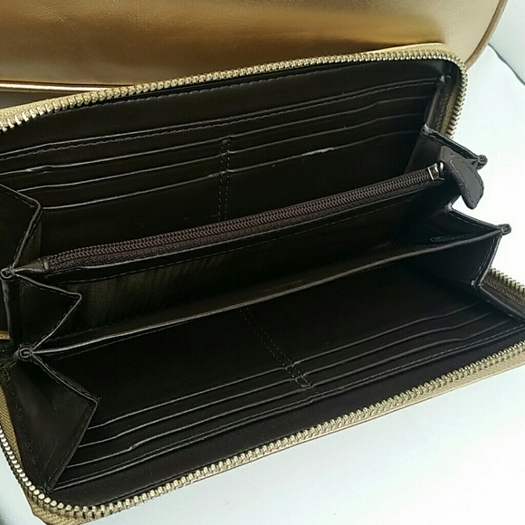 PRICE FIRM METALLIC GOLD LEATHER BAG AND WALLET - Picture 7 of 8